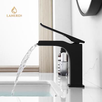 China Brass Bas Waterfall Basin Faucet Bathroom Faucets Gubid UPC Cold/Hot Water Single Hole Single Hole Metered Vanity Chrome Deck Mounted Ceramic for sale