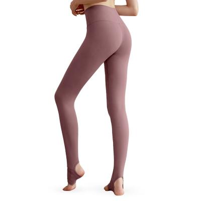 China HOSTARON Breathable Long Sleeve Running Yoga Suit Women Workout Shockproof Nylon Gathered Yoga Pants for sale