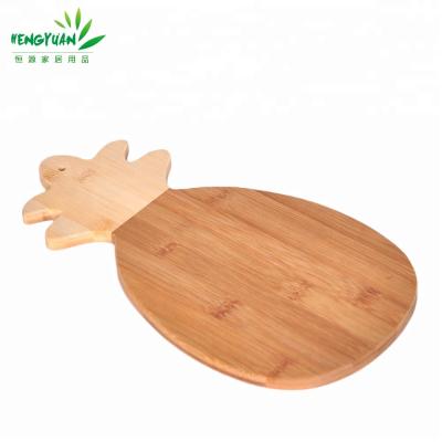 China Sustainable Pineapple Shaped Thin Bamboo Small Cutting Chopper for sale