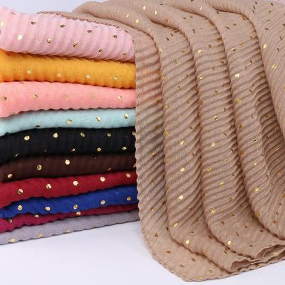 China Lady Shiny Wrinkle Scarf Dot Wrinkle Viscose Shawl Cotton Gold Fashion Viscous Cotton Scarf Women Hijabs 2022 Wholesale Scarf for sale