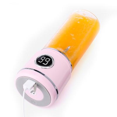 China Mini Portable USB Easy Handling Automatic Power Off Waste Ice 6 Blades 420ml Glass Bottle Mixer Electric Blender for sale