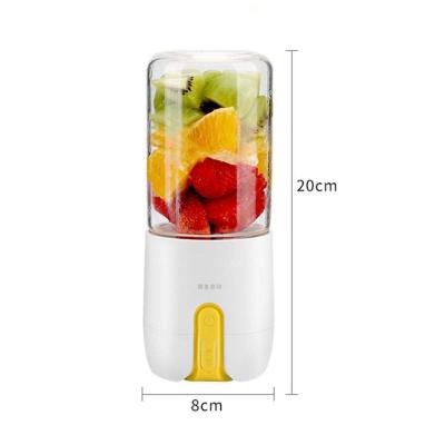 China Easy Operate USB 1300mah 480ml 4 Blades Cordless Milkshake Smoothies Blender Healthy Juicer For Beach Gym Sports for sale