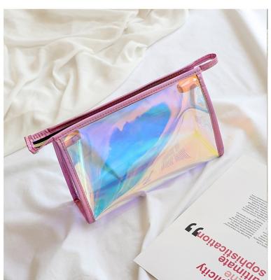 China 2019 Fashion Transparent Makeup Bag Holographic Pvc Cosmetic Bag Clear With Zipper for sale