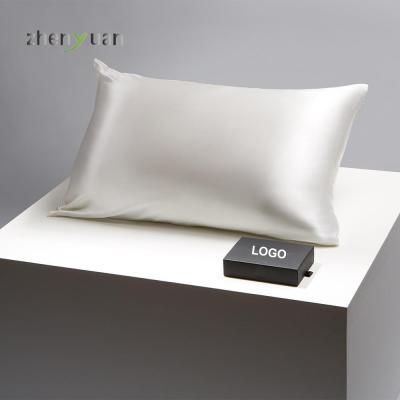 China Blackberry Logo Vegan Anti-Static Luxury Silk Pillowcase Custom Manufacturer 100% Silk Pillow Cases In Boxes for sale