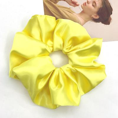 China Fashion Large Scrunchies Boxes Satin Silk Scrunchies Fashion Packaging Hair Tie for sale