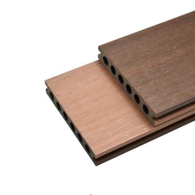 China 2021 Modern New Type Composite WPC Co-Extrusion Decking for sale