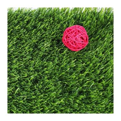 China Outdoor and indoor 40mm wholesale artificial grass garden multifunctional synthetic mat for soccer field for sale