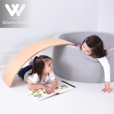 China Complete Fitness Exercise Winning Eco-Friendly Wooden Toy Wobbel Wobble Board Game Fitness Balance Board Eco-Friendly Wooden Training Board for Kids for sale