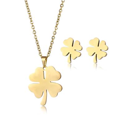 China Yiwu Sylar Jewelry Wholesales Environmental Friendly Gold Plated Four Leaf Clover Necklace Earring Pendant Jewelry Set for sale