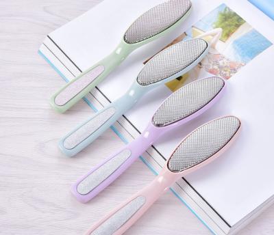 China Comfortable Hot Selling Cheap Plastic Handle Disposable Foot Foot Sanding File Callus Paper Remover Pedicure File for sale