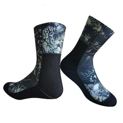 China 5mm Beach Sock Camouflage Swimming Free Diving Shoes Keep Surf Warm Non-slip Neoprene Snorkeling Diving Socks HB03 for sale