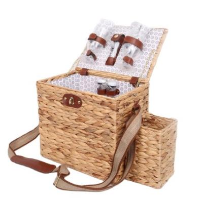 China Sustainable New Product Wicker Picnic Basket Set Handicraft Handwoven Double Household Items Picnic Equipment for sale