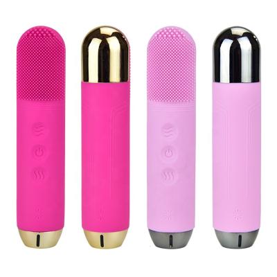 China Skin Tightening Rotation Rechargeable Waterproof Deep Massager Facial Silicone Facial Cleansing Brush for sale