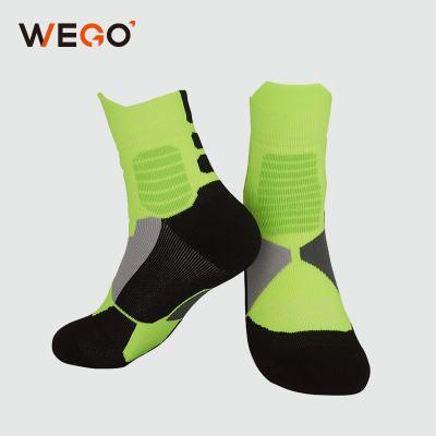 China New Style Breathable Custom Wholesale Hot Sale Outdoor Sports Elite Logo Running Socks for sale