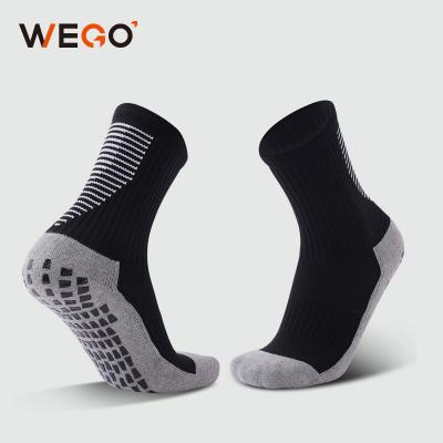 China Breathable Wholesale Professional Custom Design Anti Slip Mens Sports Soccer Athletic Sports Soccer Socks for sale