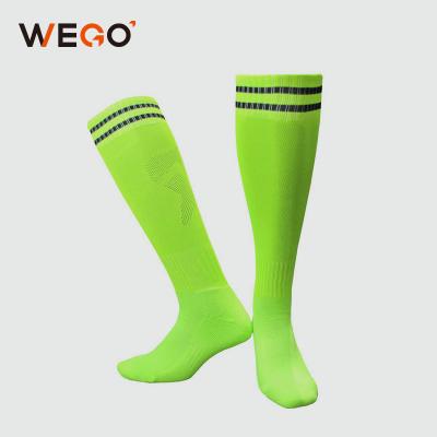 China Breathable high quality antslip custom logo sports slip soccer football unisex socks for sale