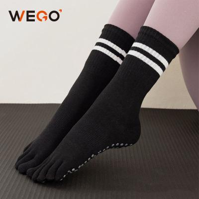 China Wholesale Designer Winter Warm Cotton Breathable Women Thickened Custom Logo Anti Slip Yoga Socks Breathable for sale