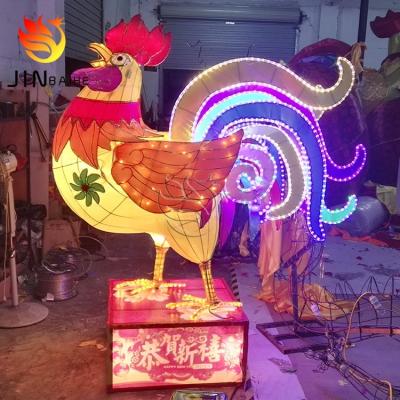 China Customized Outdoor Waterproof Environmental Friendly Craft Iron Silk Yarn Rooster and Hen Lamp Large Zoo Animal Theme Park Garden Lantern Festival Decor for sale