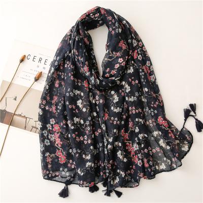 China Viscous Feminine Designer Pashmina Bandana Scarf Scarf Bohemian Flower Beach Hijab Shawls And Wraps Women Scarf Women for sale