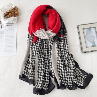 China Vintage Chiffon Women Scarf Flower Printing Hijab Shop Shawls And Wraps Female Pashmina Pashmina Scarves For Women Elegant Neckerchief for sale