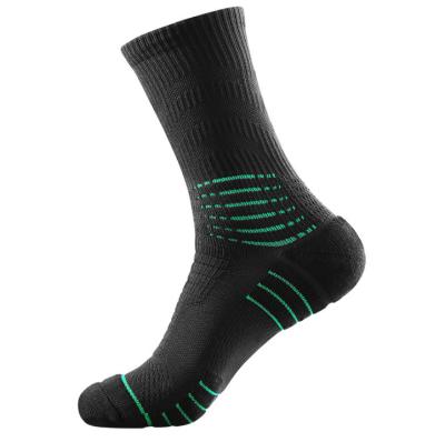 China Custom Reinforced Socks Quick Dry Breathable Elite Compression Sports Socks Cotton Crew Sports Socks For Men for sale