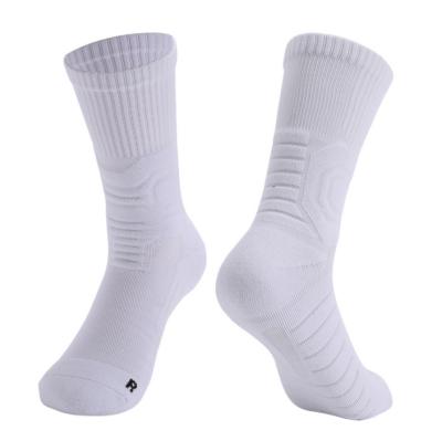 China OEM Breathable Quick Dry Custom Crew Logo Elite Cotton White Black Sports Athletic Socks Men Basketball Socks for sale