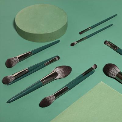 China Angular Blush Green Vegan Makeup Brushes Private Label 12 Pcs Makeup Set Brush High Quality Professional for sale