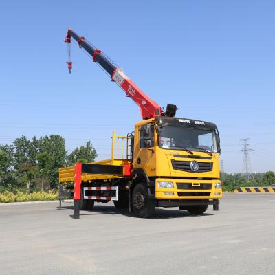 China CRANE TRUCK Dongfeng T5 4x2 6 Wheels Lorry Straight Telescopic Boom Cargo Truck Mounted Crane With 6 Ton Lift Hydraulic For Sale for sale