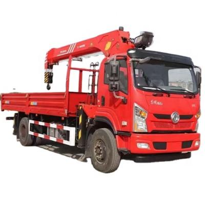 China TRUCK CRANE Dongfeng 4x2 telescopic boom crane 8 TON Truck mounted hydraulic crane with good price for sale