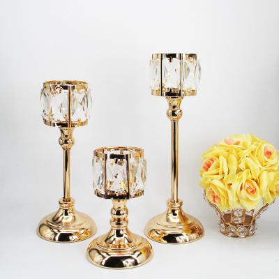 China Morden European modern wedding candle table restaurant decoration crystal gold and silver decoration arts romantic luxury crafts for sale