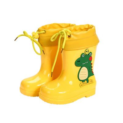 China Lightweight Boys and Girls Fashion Water Shoes Non-slip Baby Rain Boots Cartoon Comfortable Kids Plastic Rain Boots for sale