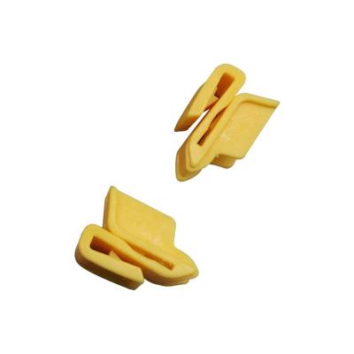 China Automotive Auto Parts R10 Car Clips Fender Fastener Retainer Rivet Ceiling Bumper Buckle for sale