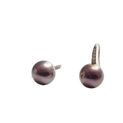 China CLASSIC Manufacturers Head Selling Latest Design Luxury Pearl Earrings For Women Girl for sale