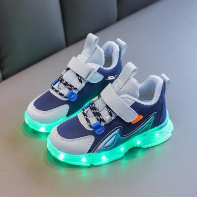 China Usb Kids Glowing Shoes Kids Luminous Sports Running Shoes Boys Fashion Light Up Girls Soft Bottom Sneakers for sale