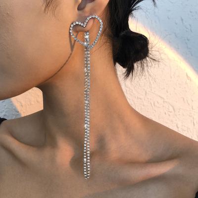 China Romantic love banquet earrings for ladies elegant heart tassel earrings exaggerated long earrings for sale