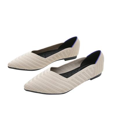 China Lightweight Breathable Ladies Slip On Flat Slides Sandals Led Toe Weave Women PU Flat Slippers Low Heeled Dress Shoes for sale