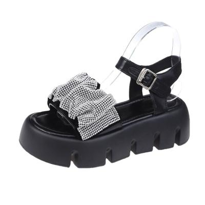 China Fashion Trend Designer Rhinestone Chunky Flat Casual Roman Shoes Women's Beach Slide Slippers Sandals for sale