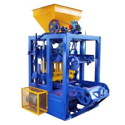 China QT4-26 High Efficiency Low Cost Semi - Automatic Concrete Block Making Machine For Small Business for sale