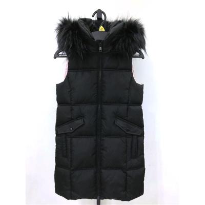 China Black Sleeveless Lightweight Zip Quilted Women Bubble Faux Fur Vest for sale