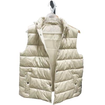 China Stand Collar Sleeveless Autumn Women Puffer Vest Quilted Vest for sale