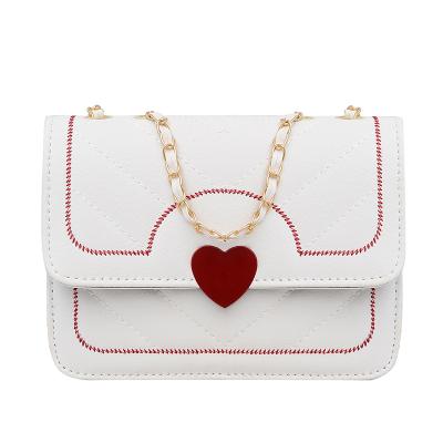 China Baigou waterproof for peach luxury heart bags factory wholesale women's clutches designer decoration waist chain bag for sale