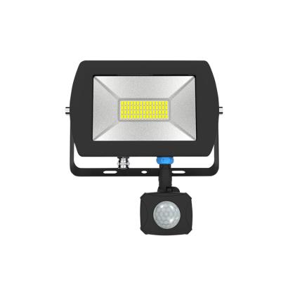 China Outdoor 60w 100w Waterproof IP65 Warehouse Led Flood Light Five Year Warranty For Warehouse Stadium for sale