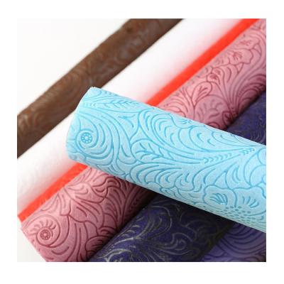 China New pp embossed nonwoven fabric various patterns waterproof spunbond nonwoven fabric for sale