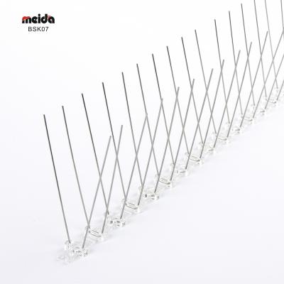 China Stainless Steel Bird Spikes Sustainable Solution for Farm Lawn Roof Time Used 480 Hours for sale