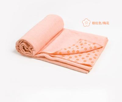 China Compressed Fit-Yoga Fitness Towel Anti-Slip Custom Dyed Knotting High Quality Polyester Yoga Towel for sale