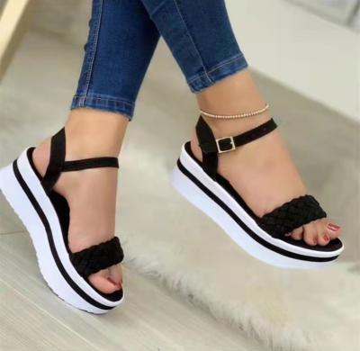 China Damping 2023 new summer women's buckle sandals thick-soled women's sandals women's uniterm woven thick-soled strap for sale