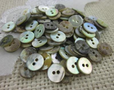 China Wholesale Natural Dry Cleaning Agoya Shell Button 2 Holes For Shirt, Round Natural Abalone 4 Hole With Thin Side Shell Buttons for sale