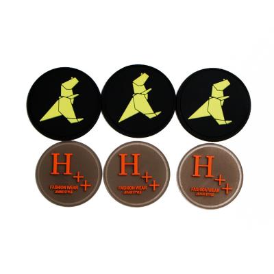 Cina Wholesale 3d Silicone Label Rubber Patch Custom Logo Rubber Patches For Clothing And Hat in vendita