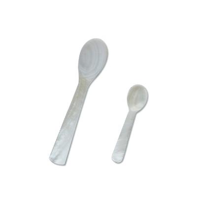 China Cathylin Disposable Wholesale Exquisite Mother of Pearl Caviar Pearl Spoon for Fancy Dinner for sale