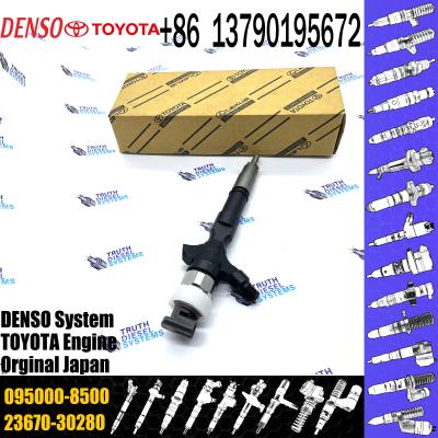 China Common Rail Fuel Injector 23670-30280 095000-8500 For Denso Hilux Hiace Land Cruiser TOYOTA VIGO 1KD 2KD à venda